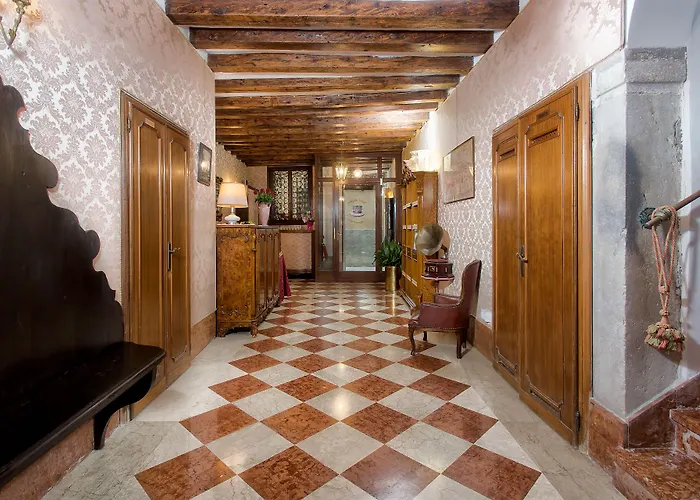 Hotel Mezzo Pozzo Venedig